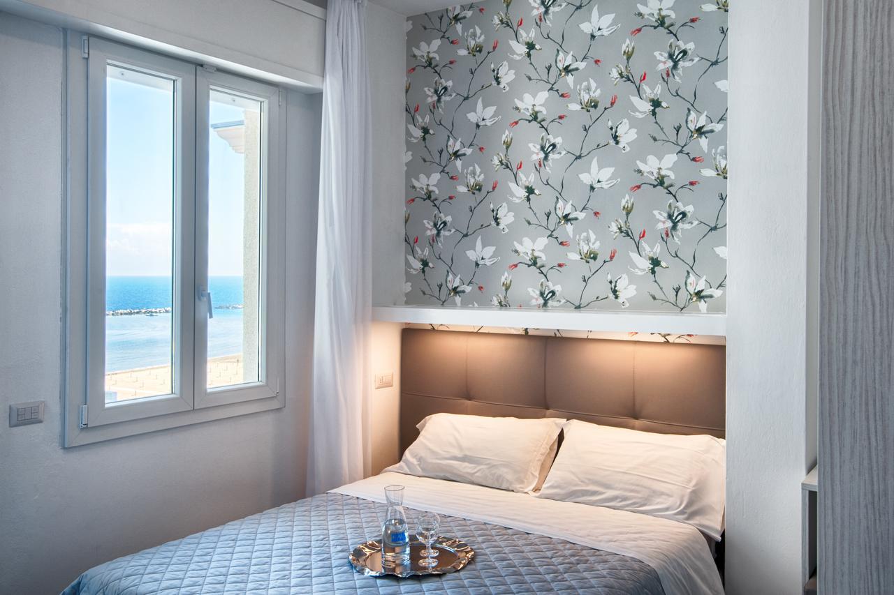 Hotel Mirabel Rimini Ngoại thất bức ảnh